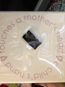 My sorority sister Linda has been so amazing throughout this pregnancy.  She actually sent my very first mother's day card.  I believe it was towards the beginning of my second trimester when I arrived home and saw a little gift waiting for me on the doorstep.  I opened it up and Linda had sent this wonderful gift!  I can't wait to make prints of Genesis' little feet and hands when she is born.  Thank you so much dada Linda!